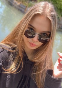 Фото проститутки Лера №2 в городе Ханты-Мансийск