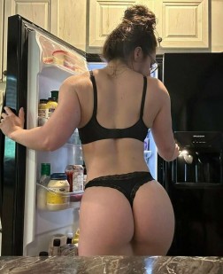 Фото проститутки Юля №1 в городе Ханты-Мансийск