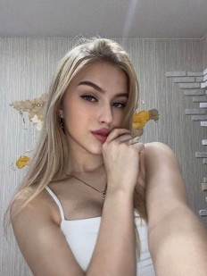 Фото проститутки Юля №1 в городе Ханты-Мансийск
