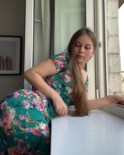 Фото проститутки Вика №1 в городе Ханты-Мансийск